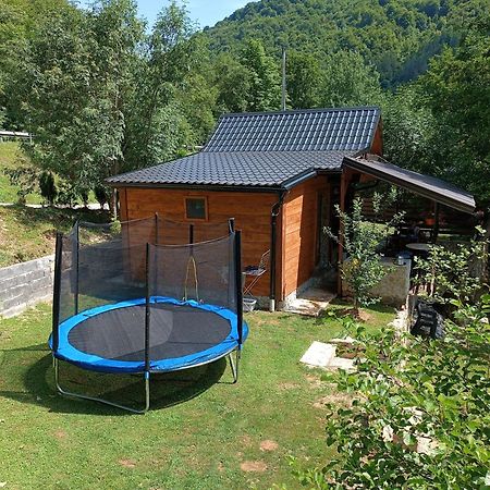 Cottage Auto Camp Vinac Jajce Exteriör bild